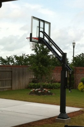 Back yard mini basketball court - work done by 110 Enterprises  Basketball  court backyard, Backyard basketball, Backyard playground